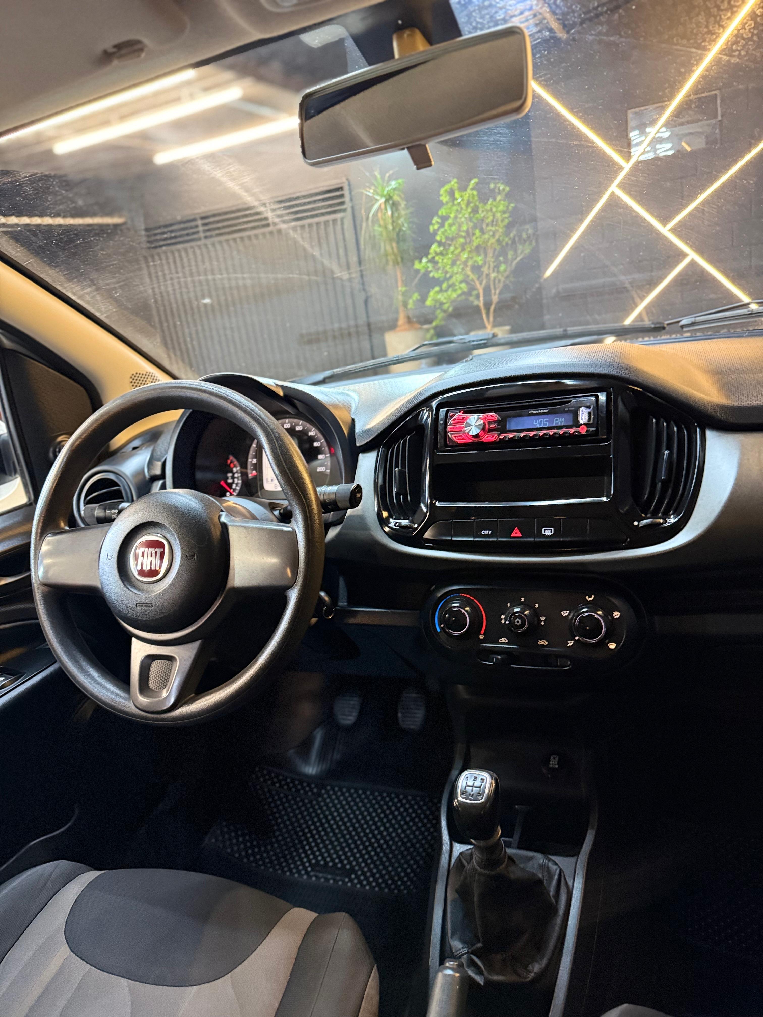 Fiat UNO WAY 1.0 Flex 6V 5p