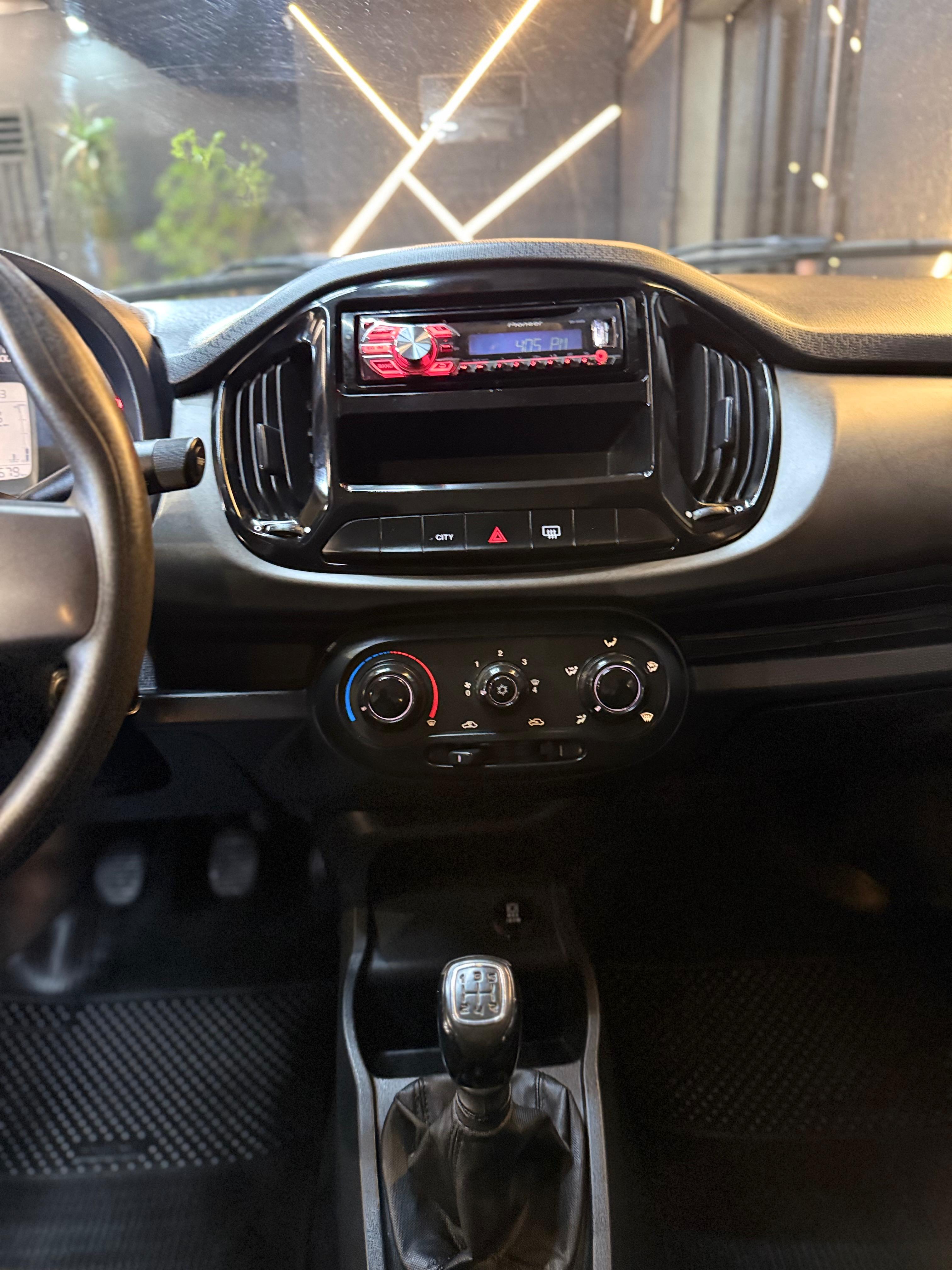 Fiat UNO WAY 1.0 Flex 6V 5p