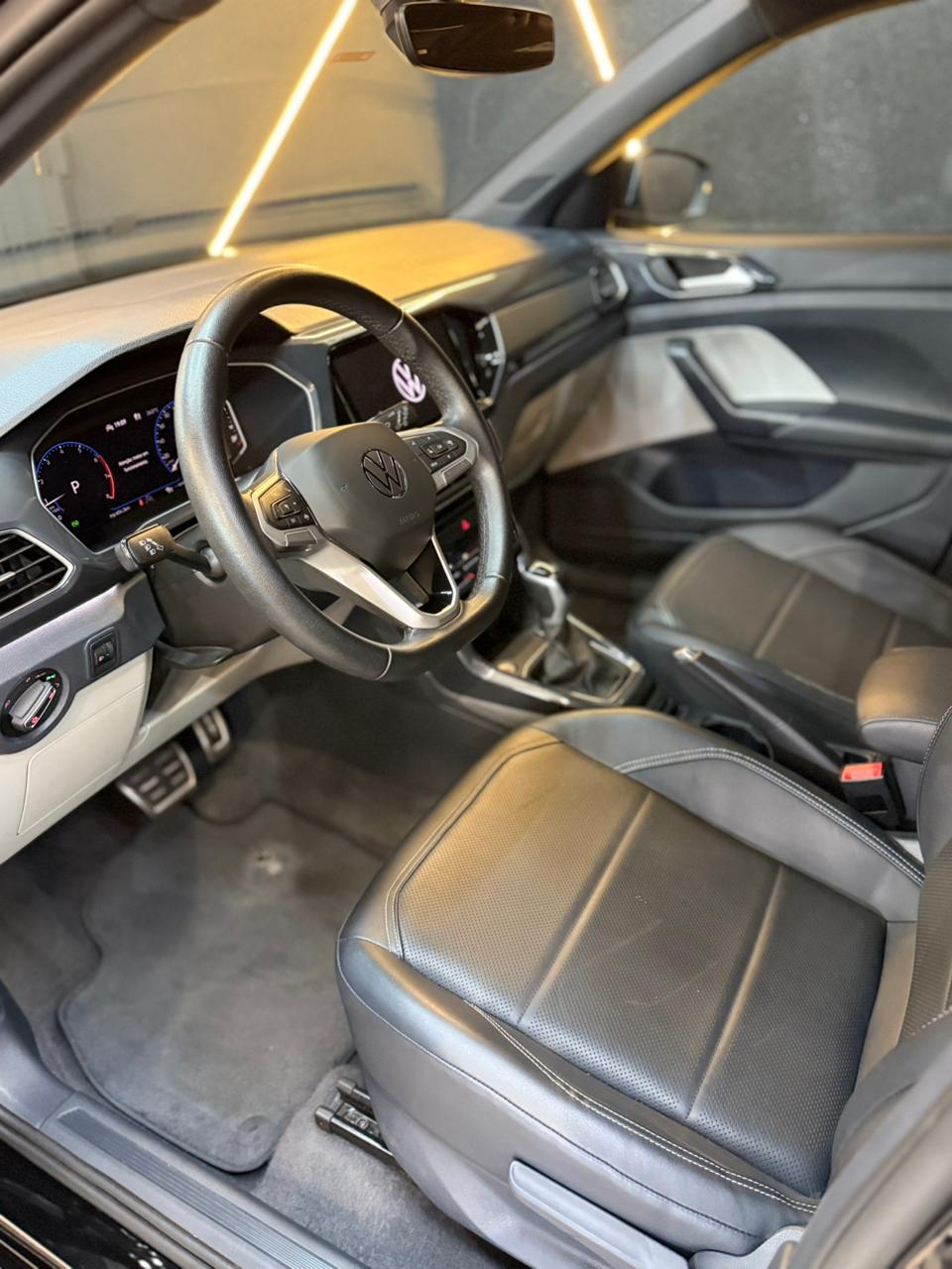 Volkswagen T-Cross Hig. 250 TSI 1.4 Flex 16V 5p Aut