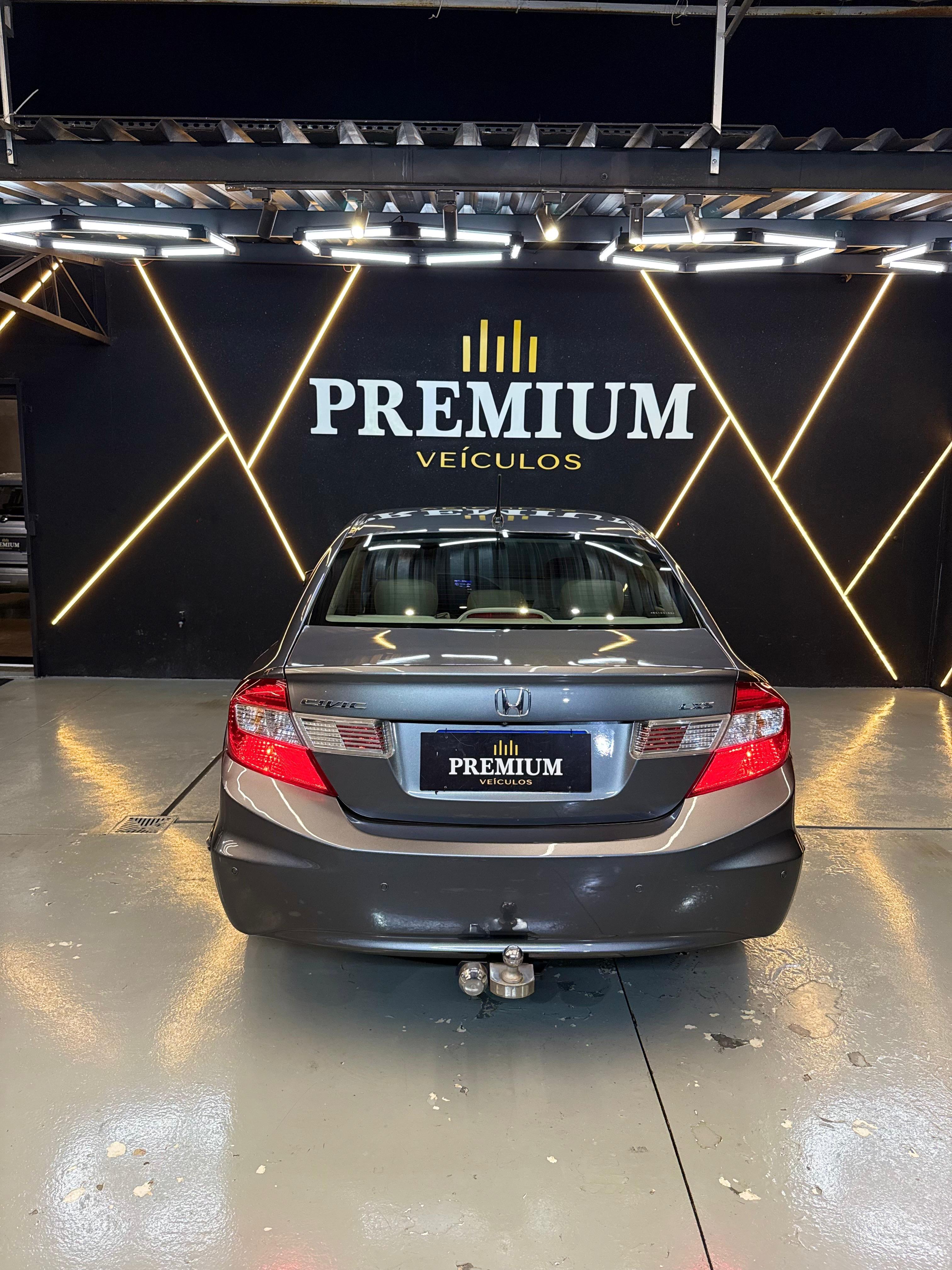 Honda Civic Sedan LXS 1.8/1.8 Flex 16V Mec. 4p