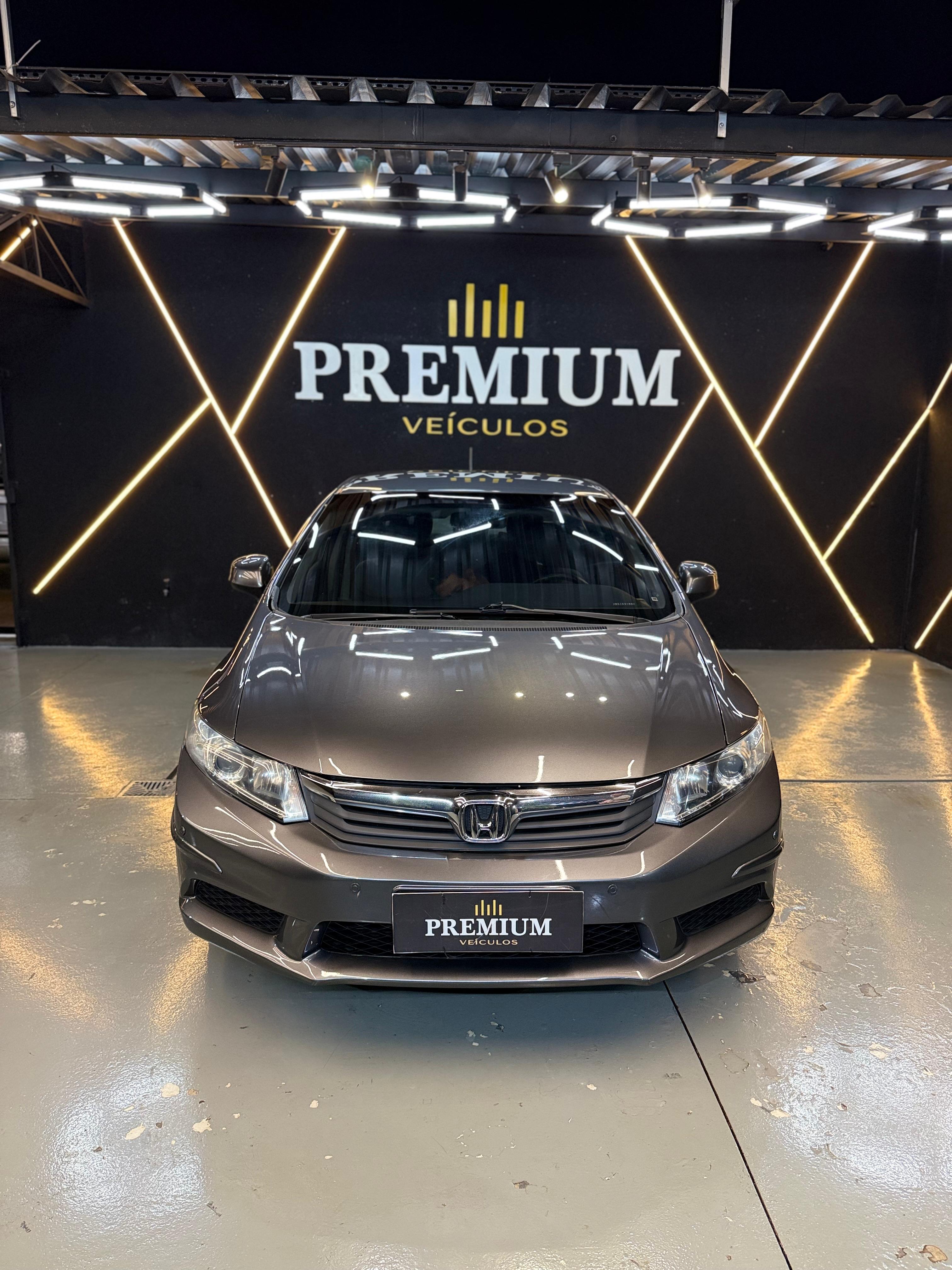 Honda Civic Sedan LXS 1.8/1.8 Flex 16V Mec. 4p