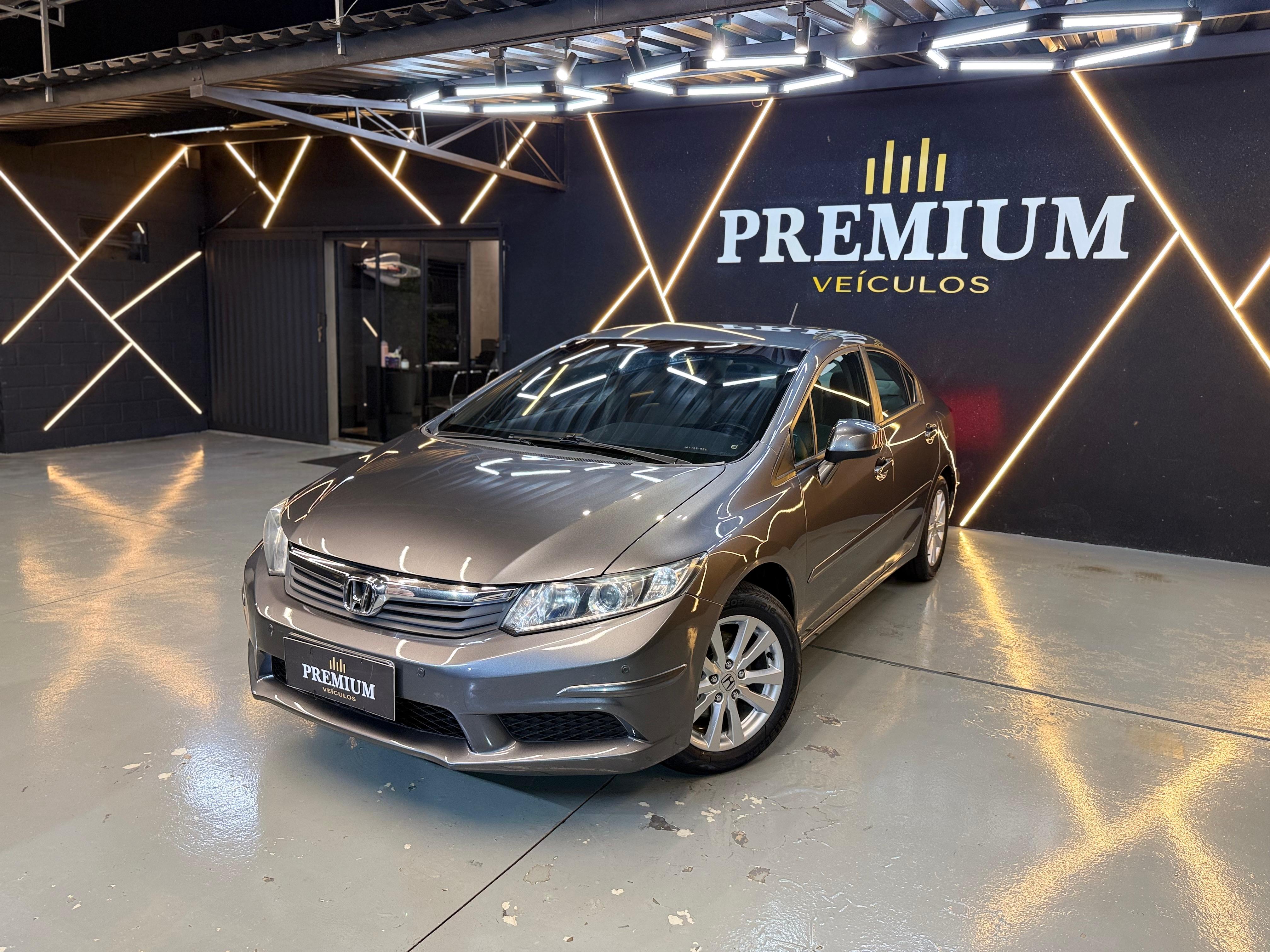 Honda Civic Sedan LXS 1.8/1.8 Flex 16V Mec. 4p