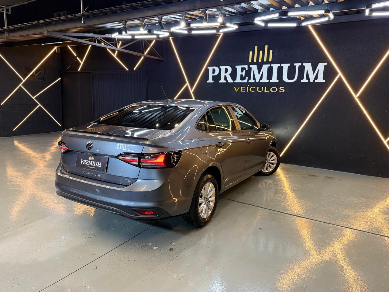 Volkswagen VIRTUS TSI 1.0 Flex 12V 4p Aut.